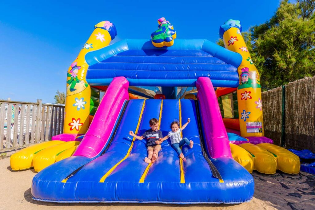 camping chateau gonflable batz sur mer